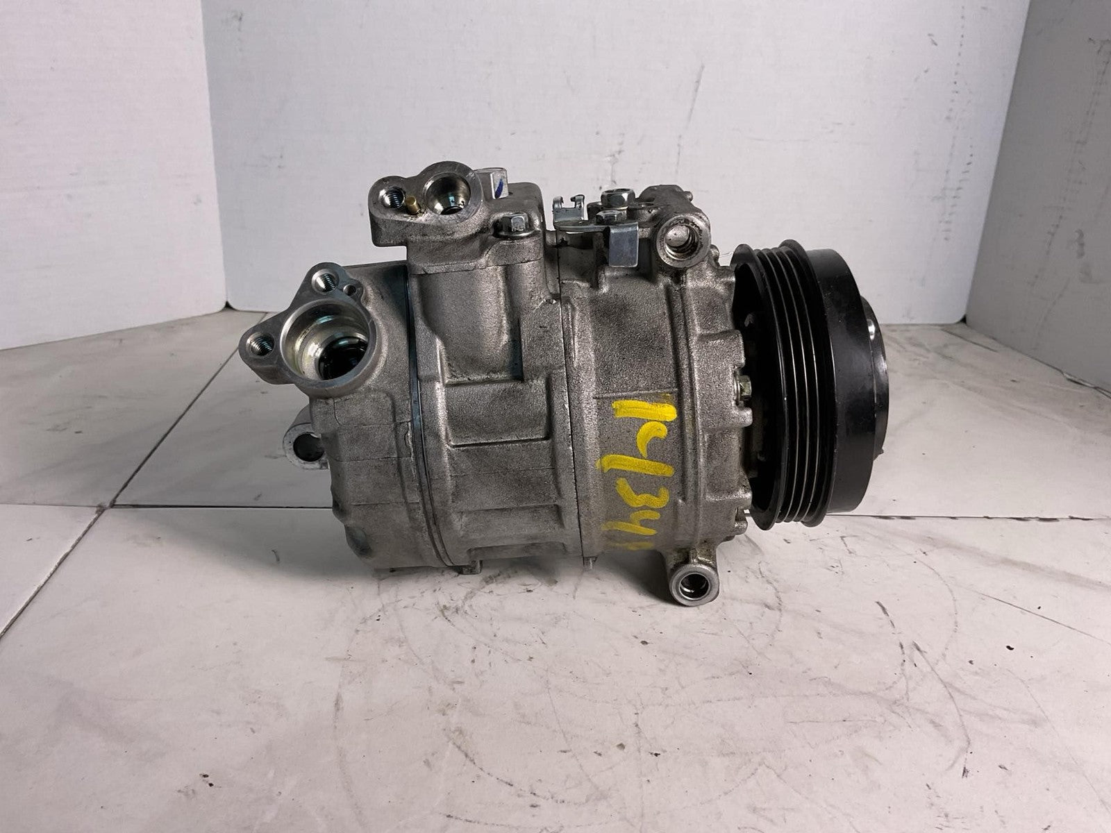 A/c Air Compressor BMW 545I 04 050